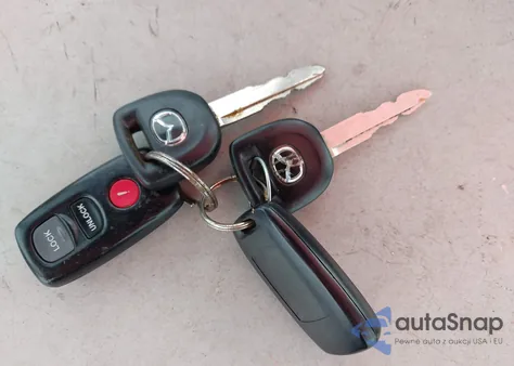 2004 Mazda Mazda6 S z USA, uszkodzony, nr VIN 1YVFP84D045N50724